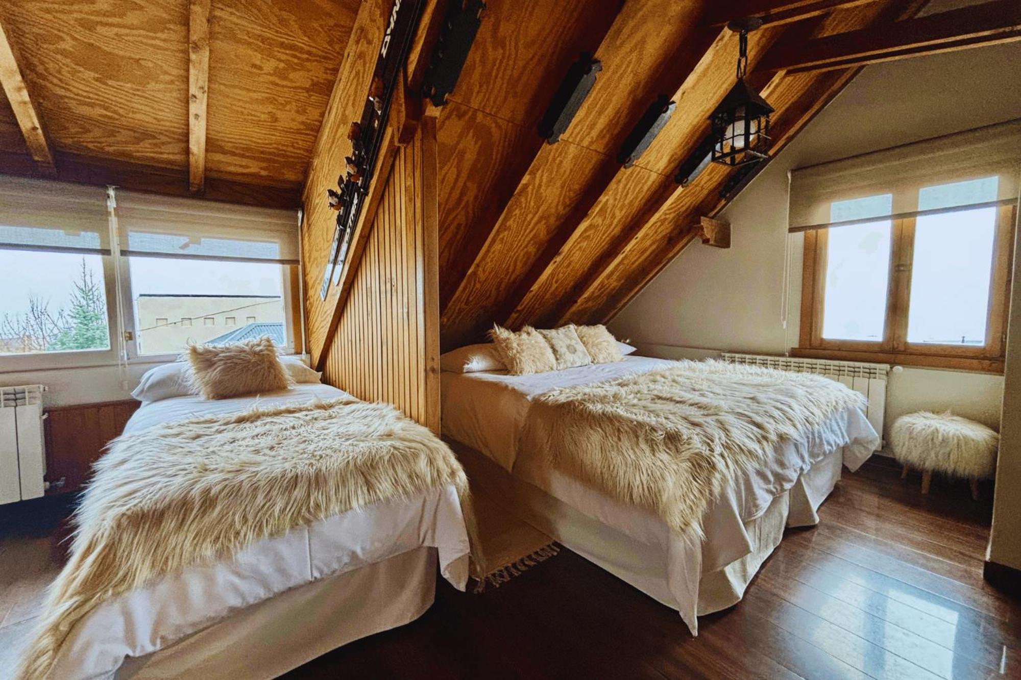 Departamento Completo En San Carlos De Bariloche, Argentina *